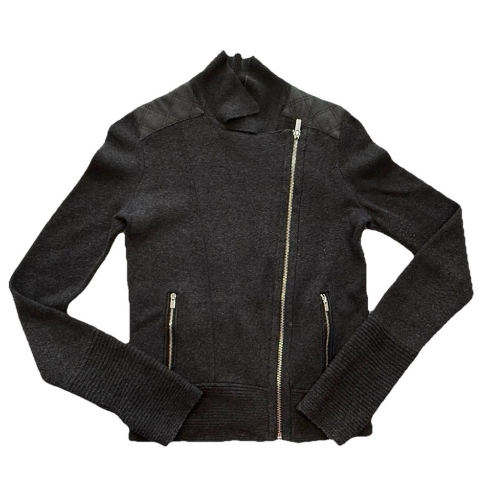 Banana Republic Women’s Black Quilted Shoulder Full Zip Sweater Size M